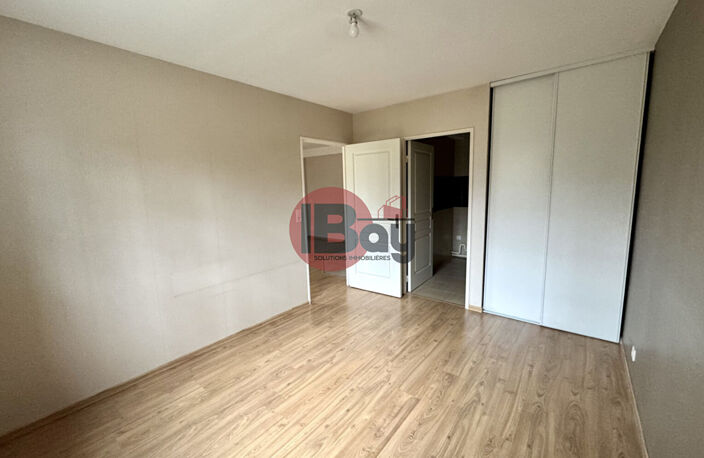 Charmant T2 de 50 m², prêt à vivre et idéalement situé avec stationnement et accès sécurisé — photo 3