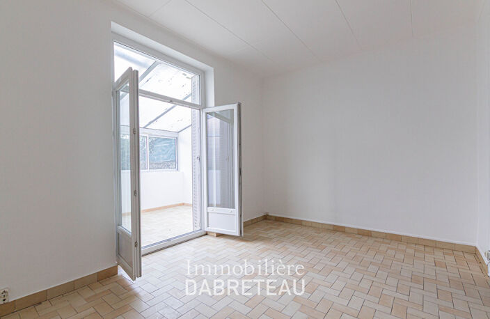 Villeurbanne - Métro Flachet - T3 de 69m2 avec jardin — photo 5