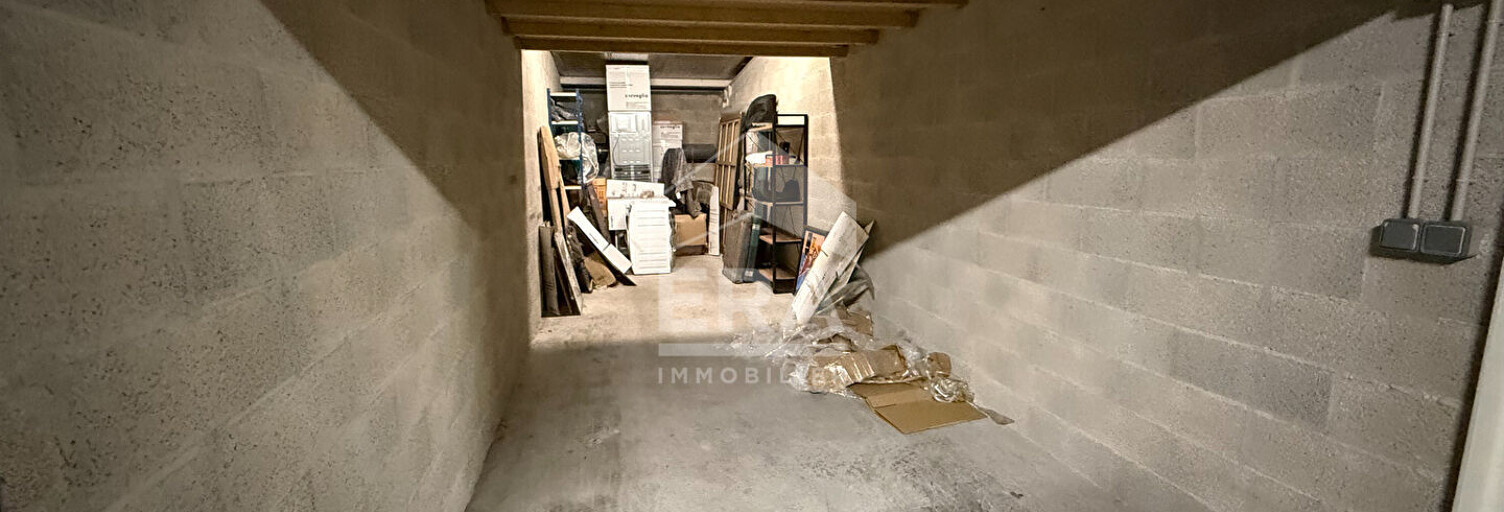 Garage  40 m² à louer à Marseille 8 (13008)