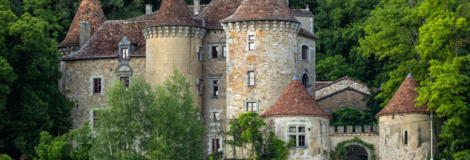 Maison 35 Pièces 1200 m² à vendre à Figeac (46100)