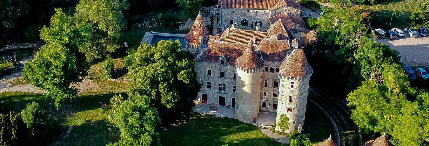 Maison 35 Pièces 1200 m² à vendre à Figeac (46100)