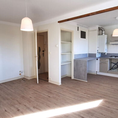 Appartement 2 pièces 560 €