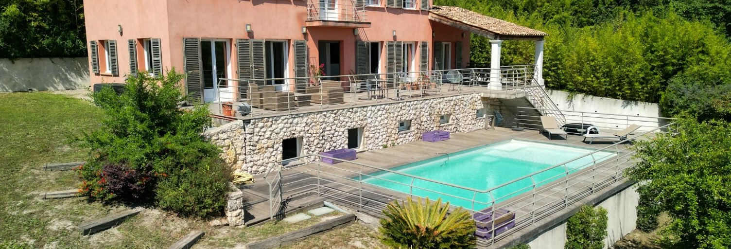 Maison 7 Pièces 260 m² à vendre à Vence (06140)