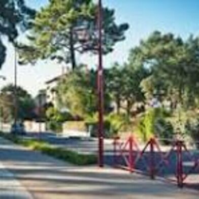 Commerce  224000 €