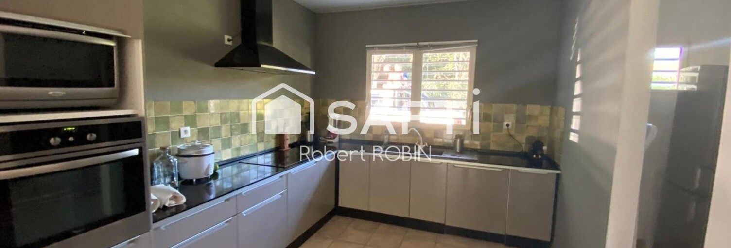 Immeuble  105 m² à vendre à Matoury (97351)