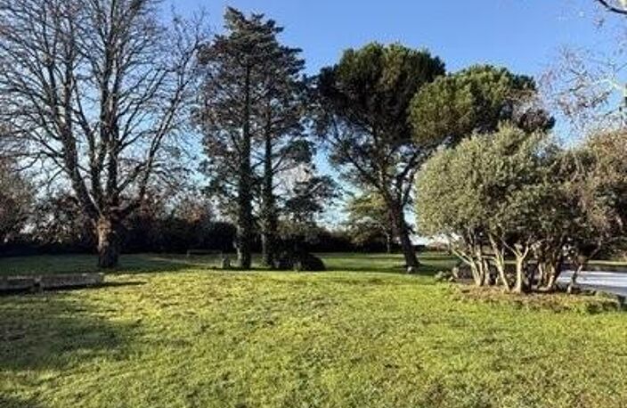 Vente maison 8 pièces 250 m² Niort (79000) — photo 3