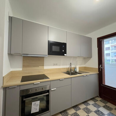 Appartement 3 pièces 900 €