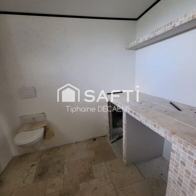 Maison 8 pièces 64000 €