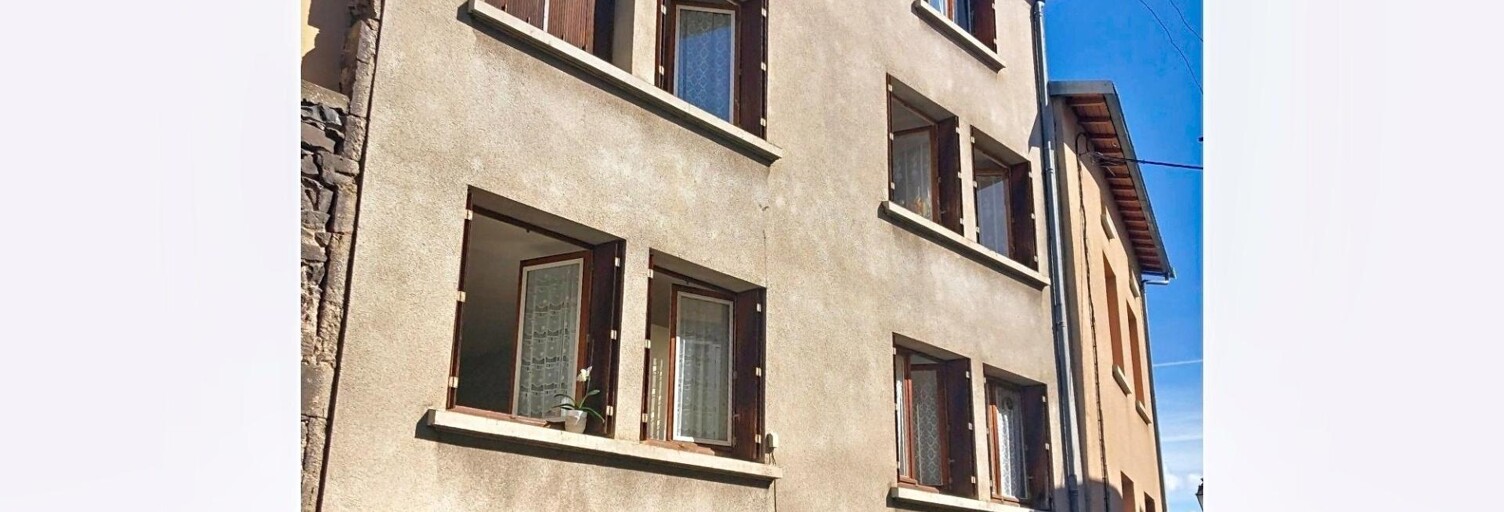 Maison 7 Pièces 121 m² à vendre à Volvic (63530)