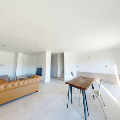 Maison 4 pièces 244000 €