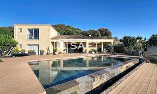 Maison 5 Pièces 220 m² à vendre à Afa (20167)