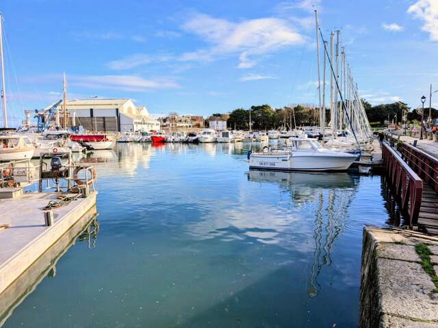 Le Croisic, T4, proche des plages à pied, 301 m² de terrain — photo du bien