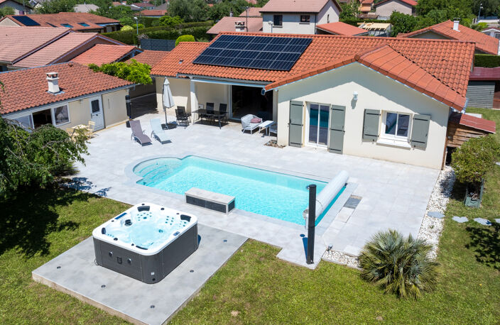 Maison 120 M2 Amberieux en Dombes piscine Garage — photo 4