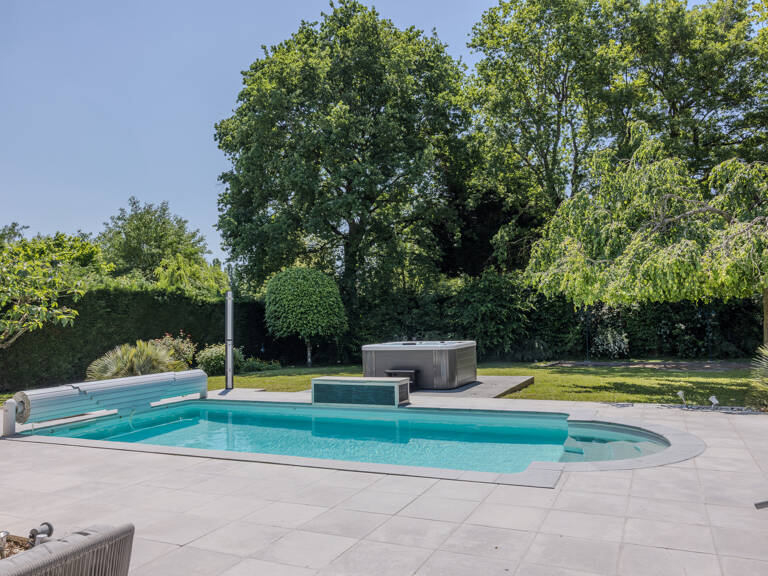Maison 120 M2 Amberieux en Dombes piscine Garage — photo 1