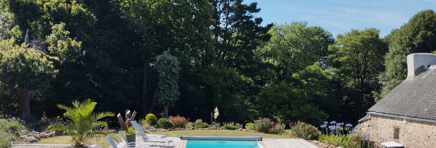 Maison 9 Pièces 240 m² à vendre à Plougonven (29640)