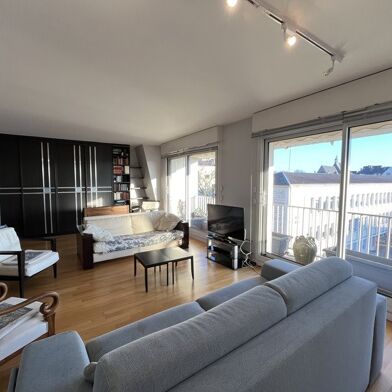 Appartement 3 pièces 317700 €