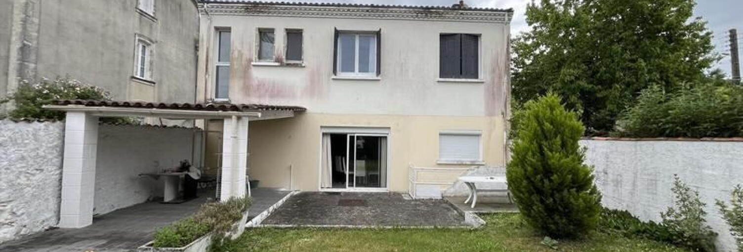 Maison 6 Pièces 144 m² à vendre à Saint-Jean-d'Angély (17400)