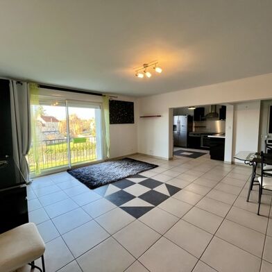 Appartement 5 pièces 93415 €