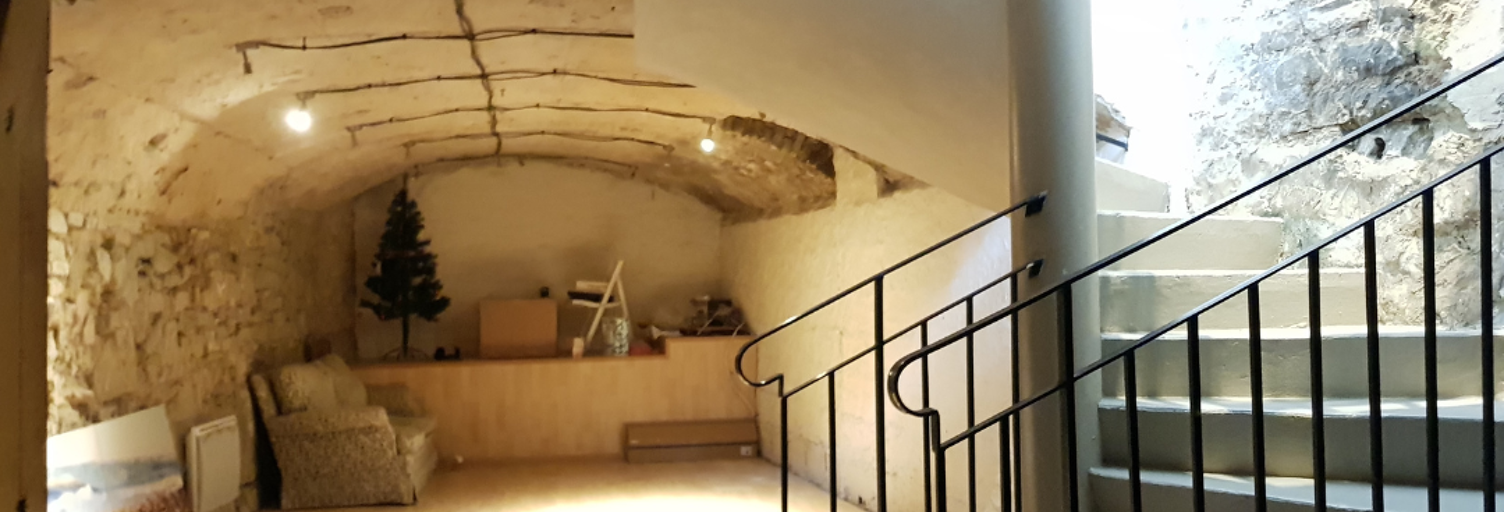 Commerce  50 m² à louer à Boulogne-sur-Mer (62200)