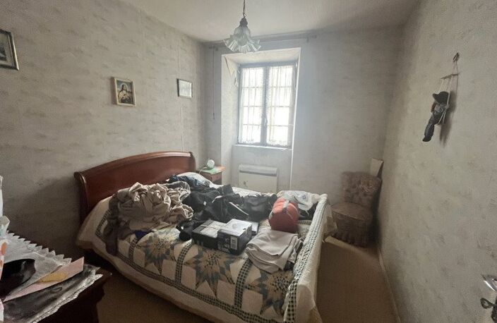Maison en pierre de 6 pièces principales — photo 3