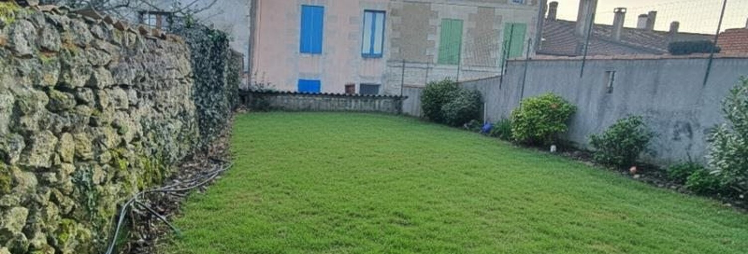 Maison 5 Pièces 160 m² à vendre à Montlieu-la-Garde (17210)