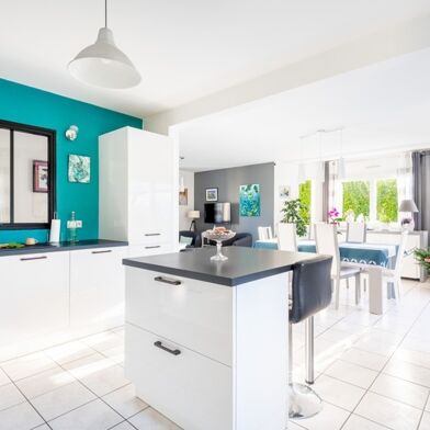 Maison 7 pièces 359040 €