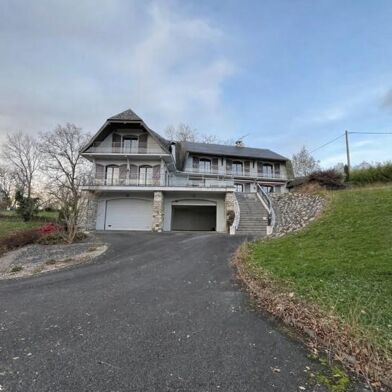 Maison 10 pièces 575850 €