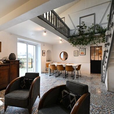 Maison 7 pièces 349900 €