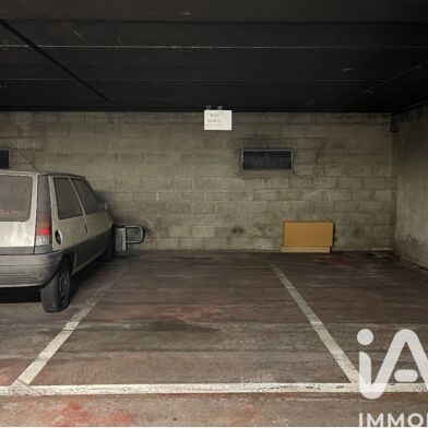 Garage  13200 €
