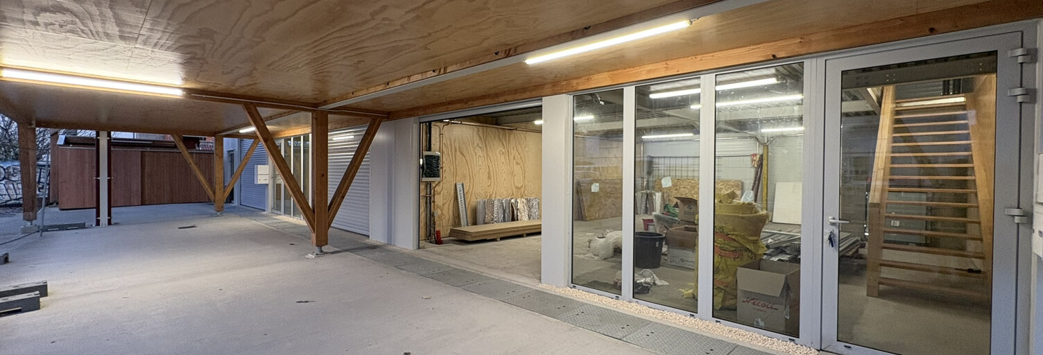 Commerce  185 m² à louer à Bègles (33130)