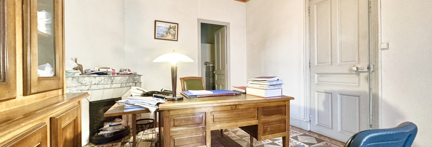 Maison 9 Pièces 176 m² à vendre à Nîmes (30000)