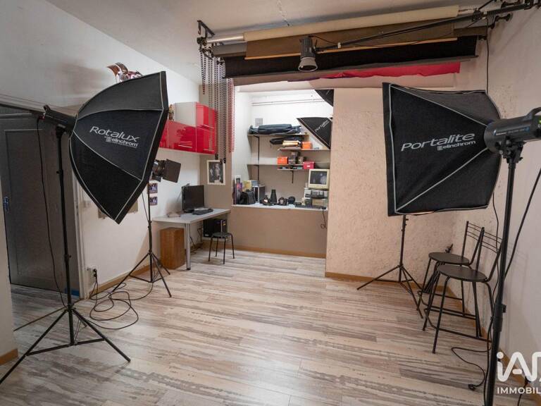 Vente Boutique/Local commercial 75 m&sup2; — photo 1