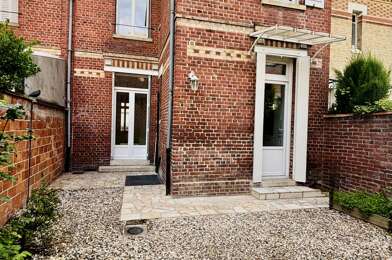 Maison 6 pièces 1570 €