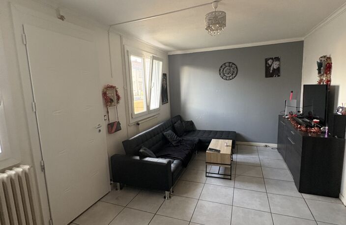 Vente Maison/villa 3 pièces — photo 2