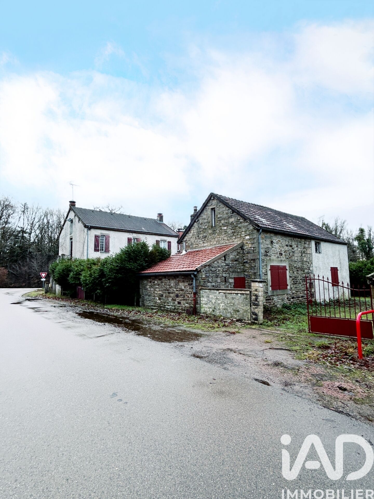 Marmagne - 380m² - 10p. - 3ch.