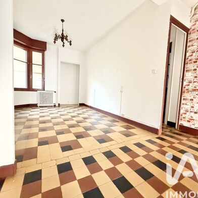 Appartement 3 pièces 82400 €