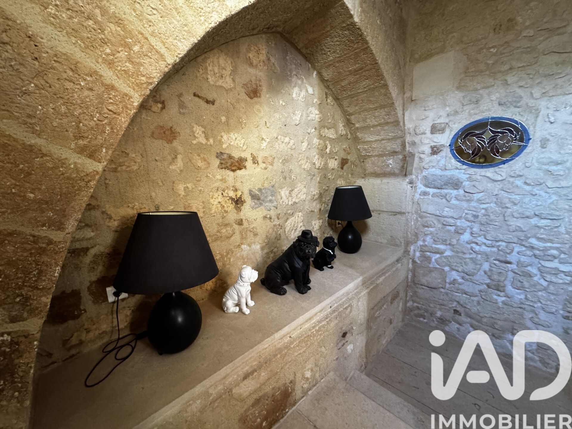 Pons - 271m² - 9p. - 3ch.