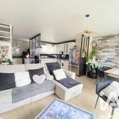 Appartement 4 pièces 217999 €