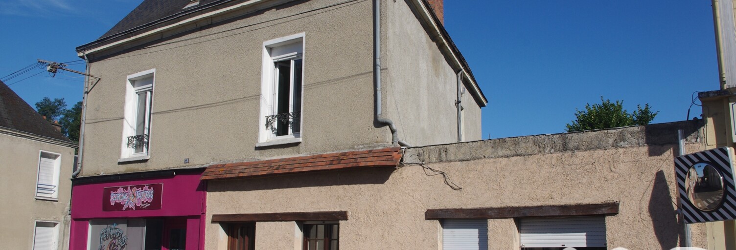 Immeuble  235 m² à vendre à Bessé-sur-Braye (72310)