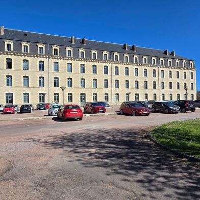 Appartement 2 pièces 638 €