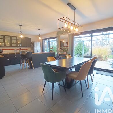 Maison 5 pièces 324000 €