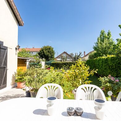 Maison 8 pièces 449000 €