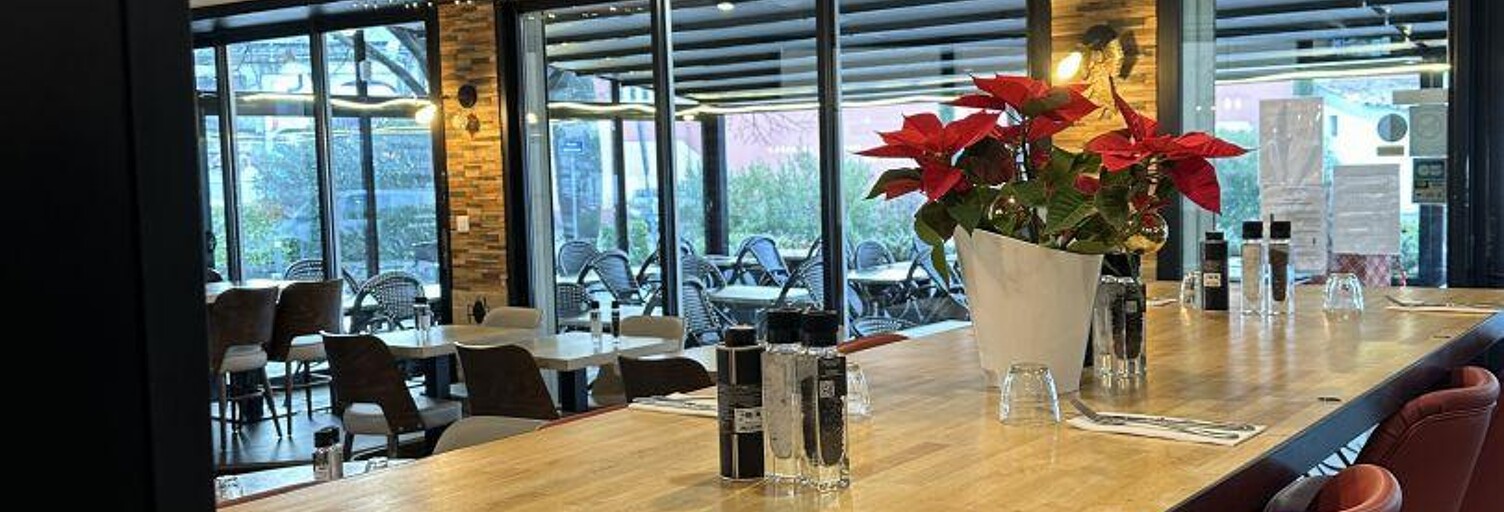 Commerce  200 m² à vendre à Maubec (84660)