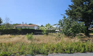 Terrain  889 m² à vendre à Léognan (33850)