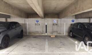 Garage  11 m² à vendre à Vélizy-Villacoublay (78140)