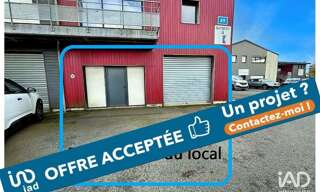 Commerce  126 m² à vendre à Saint-Herblain (44800)