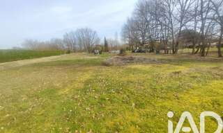 Terrain  1311 m² à vendre à Saint-Étienne-de-Tulmont (82410)