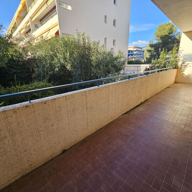 Appartement 3 pièces 235000 €