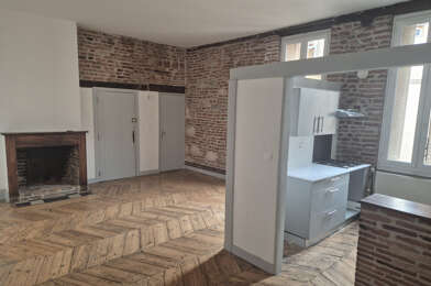 Appartement 4 pièces 740 €