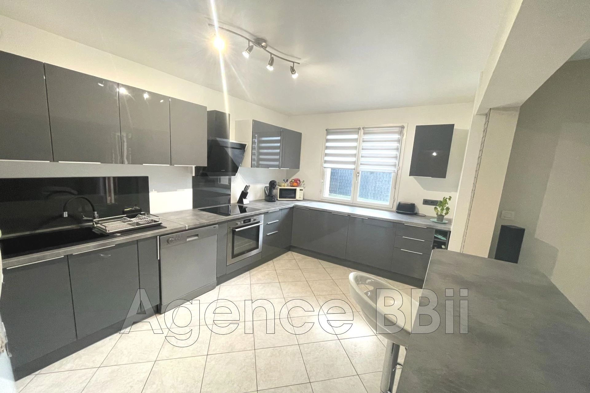 Villa / Maison  T6 à vendre Chambly 60230